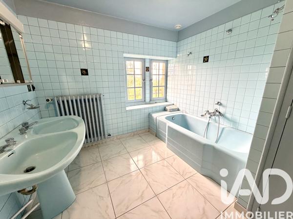 Maison à vendre 11 pièces 310 m² Saint-Pois