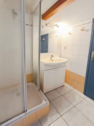 Duplex d'exception – 140 m² habitables (172 m² au sol) – Terrasse, garage, parking – Secteur Mongré