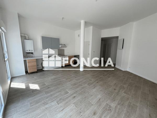 Location Appartement 4 pièces 82.77 m² - 9 ROUTE DE NEUFCHATEL Rouen 76000