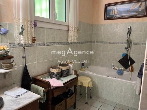 Maison à SAINT-SULPICE-DE-ROYAN, 17200 - 4 pièces 78m²