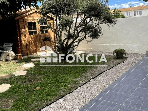 À vendre Maison 5 pièces 105 m² - Saint-martin-de-crau 13310