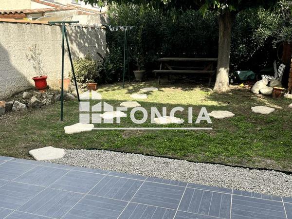 À vendre Maison 5 pièces 105 m² - Saint-martin-de-crau 13310