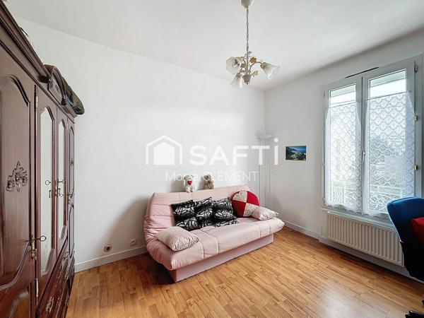 Maison 100 m2 avec 413 m2 de terrain, garage