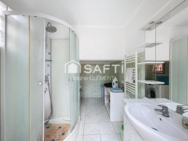 Maison 100 m2 avec 413 m2 de terrain, garage