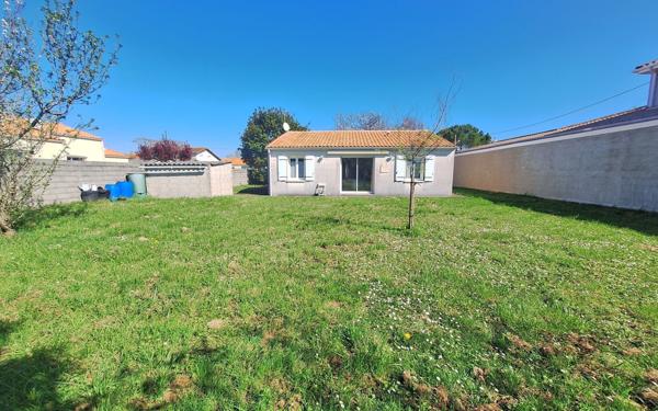 Maison à vendre    7 pièces •  Médis