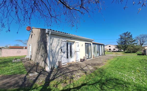 Maison à vendre    7 pièces •  Médis