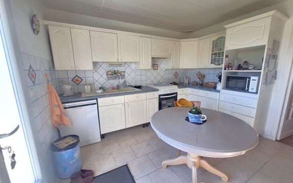 Maison à vendre    7 pièces •  Médis