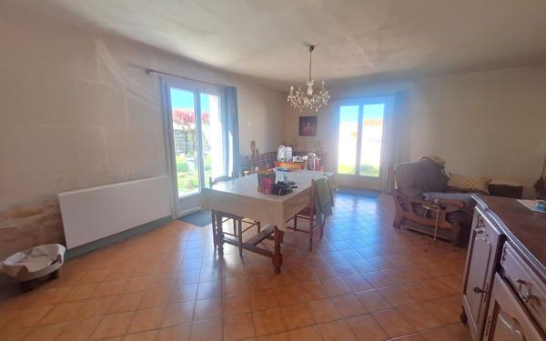 Maison à vendre    7 pièces •  Médis