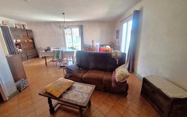 Maison à vendre    7 pièces •  Médis