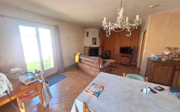 Maison à vendre    7 pièces •  Médis