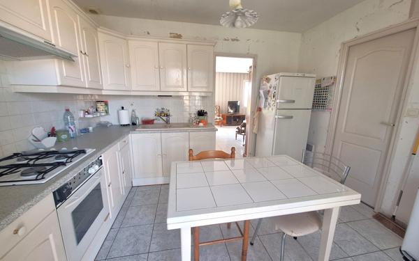 Maison à vendre    7 pièces •  Médis