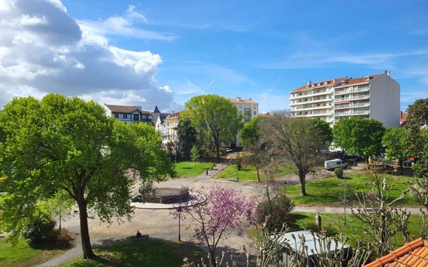 Appartement à vendre    2 pièces • 45 m2 Biarritz