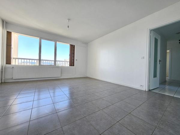 Appartement Rillieux La Pape 3 pièces 66 m² avec vue