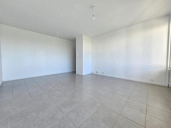 Appartement Rillieux La Pape 3 pièces 66 m² avec vue