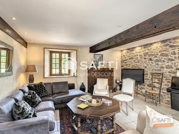 Vente d'un Domaine Exceptionnel sur la Commune d'Aron