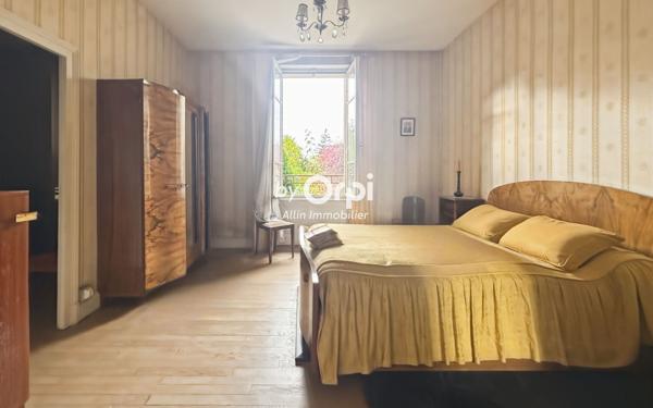 Maison à vendre    2 pièces •  Montluçon