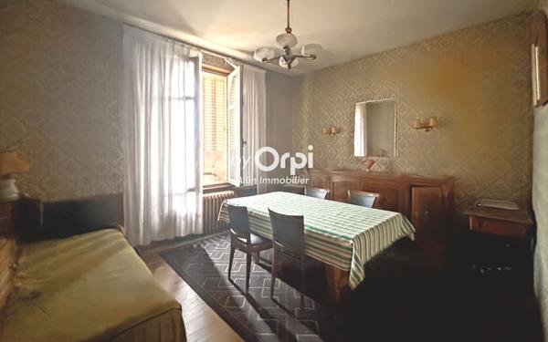 Maison à vendre    2 pièces •  Montluçon