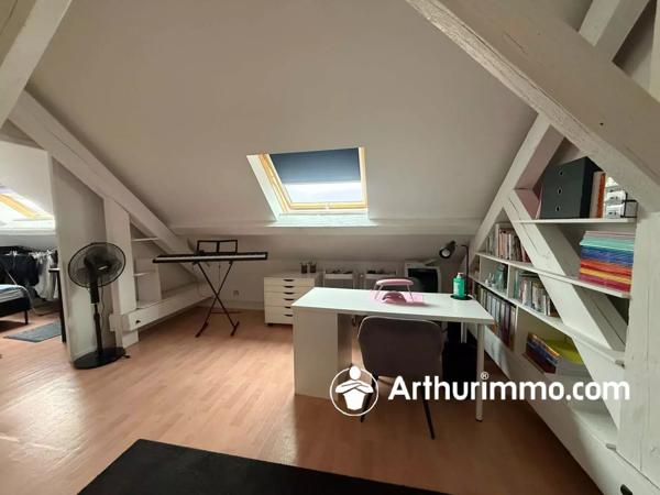 Location                                                      Appartement
                        
                     7 pièces                      112 m2                     à Belfort
