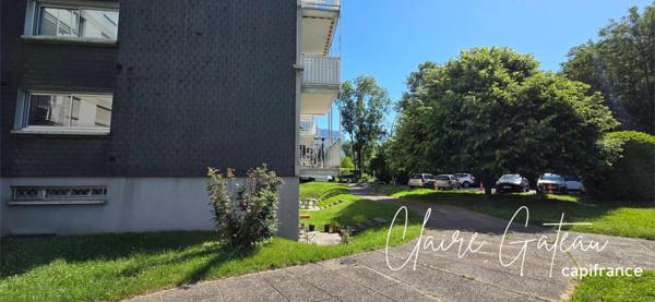 Appartement À vendre à Chambéry(73) — 3 pièces - 84 m² avec piscine, tennis, garage et cave