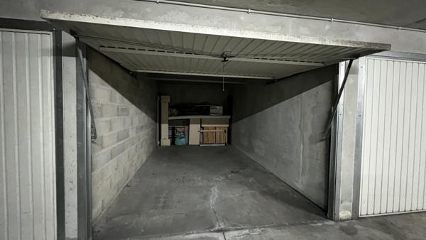 Cannes (06400) Exclusivité - Cannes - Aperçu mer - Villa sur le toit 5P 125m2 - Terrasse de 150m2 - Piscine - 2 garages -