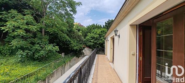 Maison à vendre 12 pièces 300 m² Saint-Maur-des-Fossés