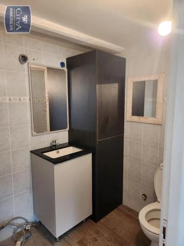 Appartement à louer 1 pièce 20.6m² Bourg-Argental (42220)