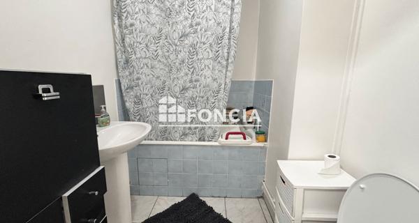 À vendre Appartement 2 pièces 46 m² - Saint-étienne 42100