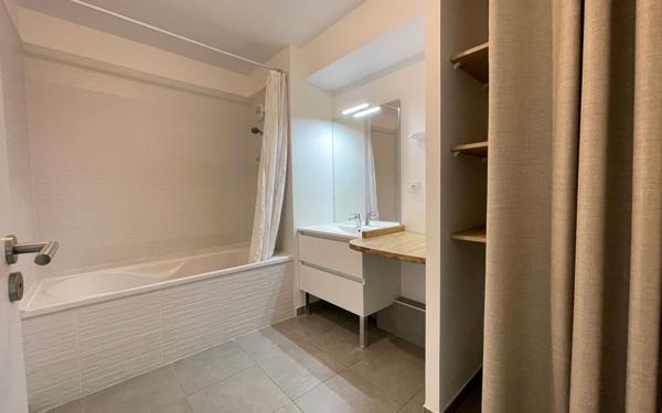 Appartement à louer    3 pièces • 66,17 m2 Montpellier