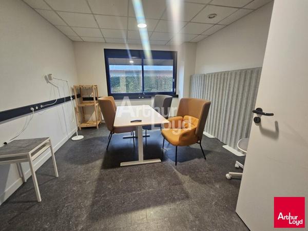 ANGERS OUEST BUREAUX INDEPENDANT DE 210 M² A LOUER