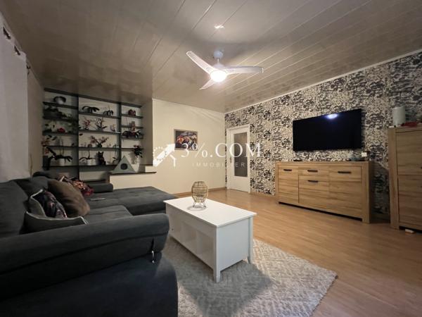 Maison 8 pièce(s) 5 chambre(s) 219 m²