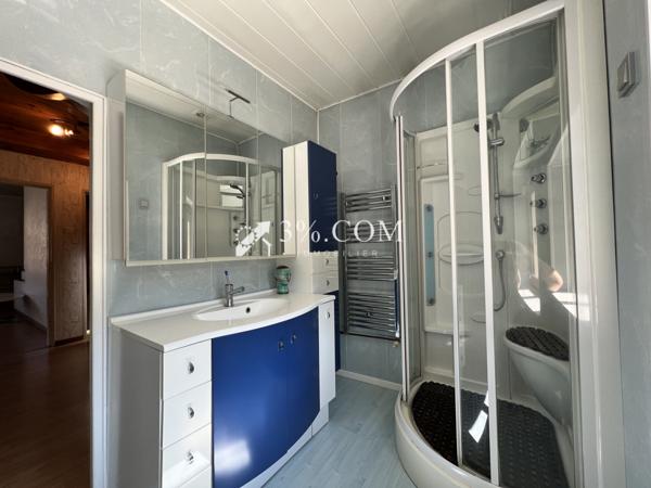 Maison 8 pièce(s) 5 chambre(s) 219 m²