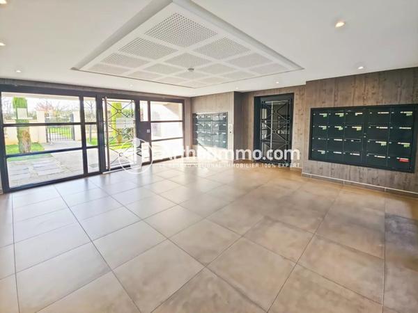 Location Appartement 3 pièces 63 m2 à Saint-Pierre-du-Perray