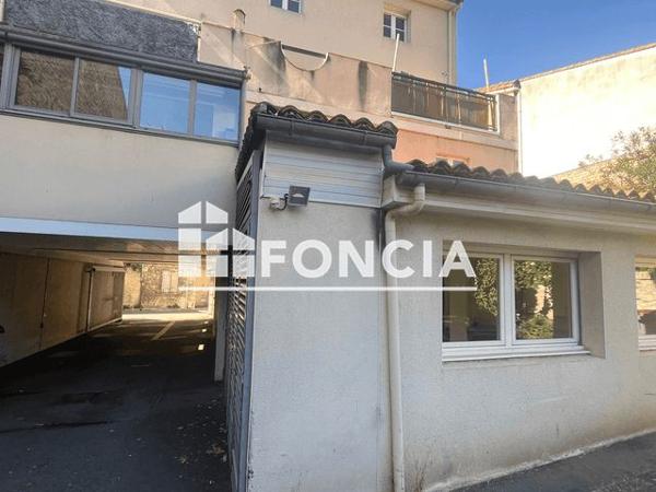 À vendre Local commercial 194.9 m² - Niort 79000