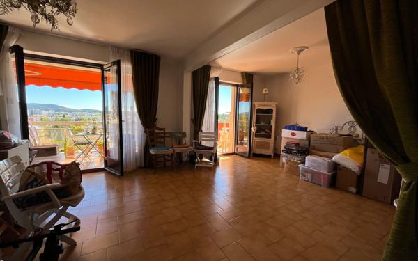 Appartement à vendre    3 pièces •  La Garde