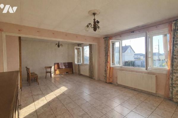 Maison à rénover, 90m², élevée sur sous-sol, 5pcs, 4 ch