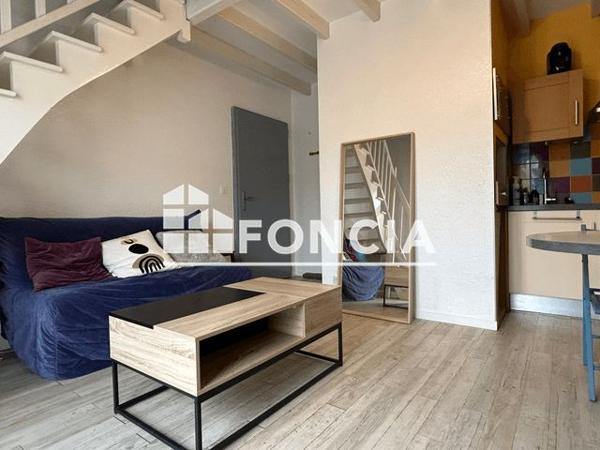 Location Appartement meublé 2 pièces 34.31 m² - RUE ANDRE GABARET La Rochelle 17000