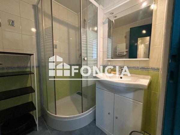 Location Appartement meublé 2 pièces 34.31 m² - RUE ANDRE GABARET La Rochelle 17000