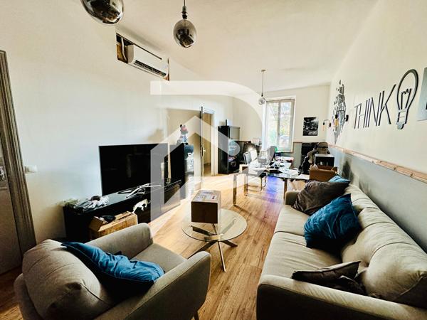 Maison 8 pièces 216 m2