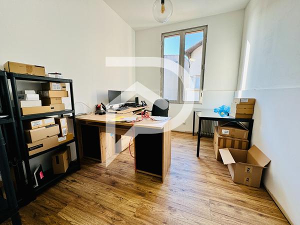 Maison 8 pièces 216 m2