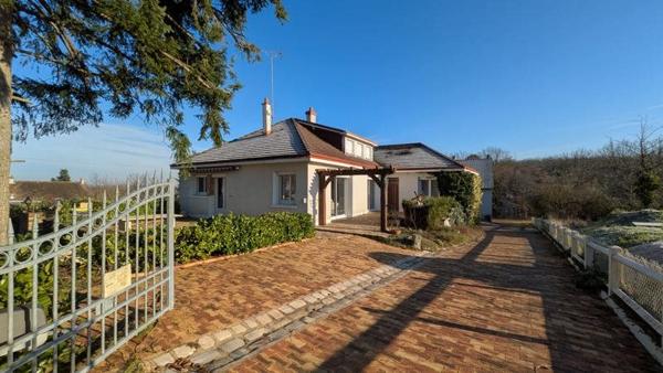 Maison à vendre |  Saint-Gervais-la-Forêt |  7 pièces | 283 m²