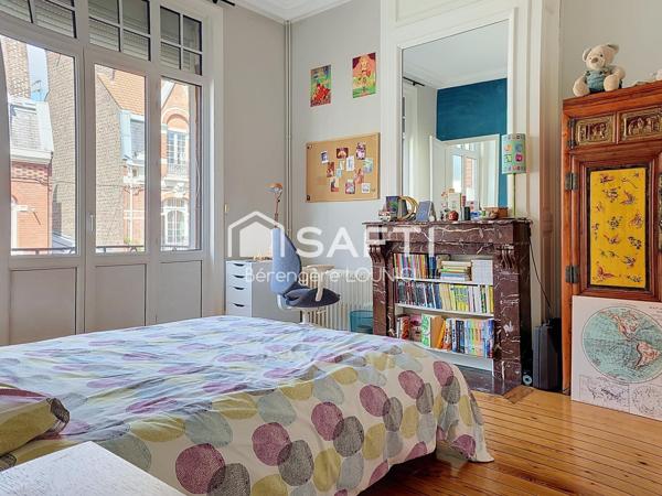 Maison bourgeoise style Art Nouveau de 181m² -Jardin et Cave- Secteur prisé-