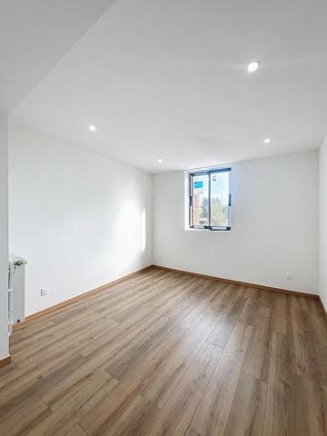 MAISON SEMI MITOYENNE ENTIEREMENT RENOVEE 3 CHAMBRES