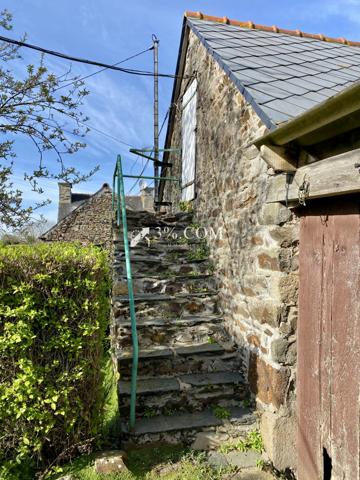 PORDIC, belle propriété, cour carrée Pordic (22590)