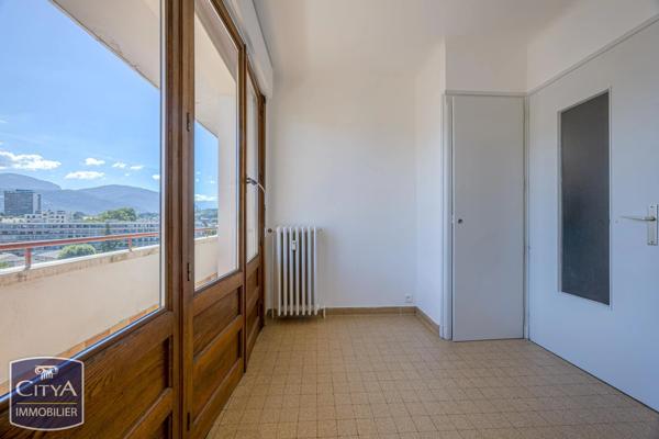Appartement à vendre 2 pièces 43m² Chambéry (73000)