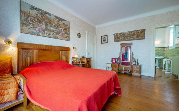 Maison à vendre    5 pièces •  Lit-et-Mixe