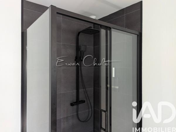 Maison à vendre 5 pièces 199 m² Saint-Étienne-de-Montluc