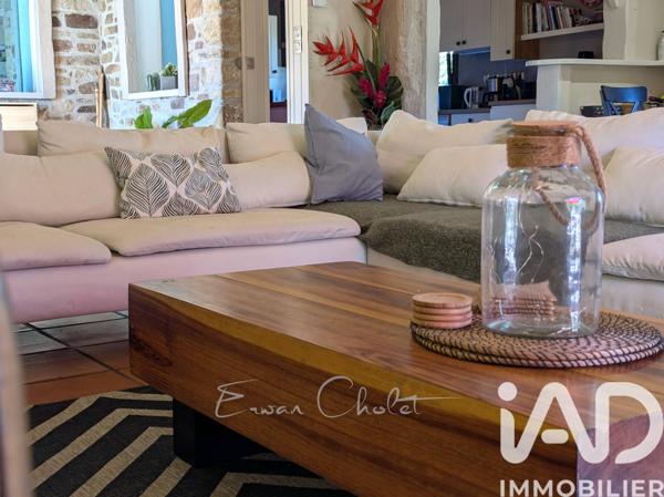 Maison à vendre 5 pièces 199 m² Saint-Étienne-de-Montluc