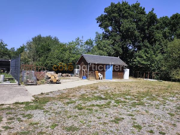Vente
                Terrain9633 m² - MEZIDON VALLEE D AUGE (14270)