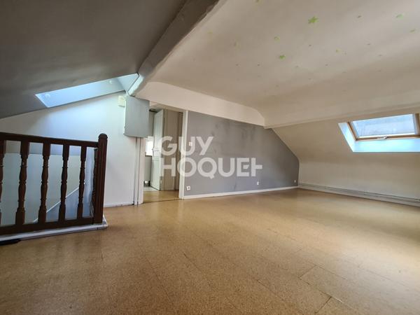 2P Dernier étage - atypique - cave