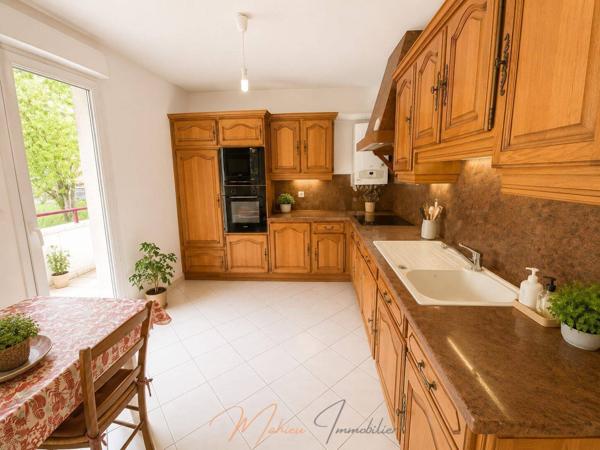 Appartement 3 pièces 78m² à vendre à Chevry 01170